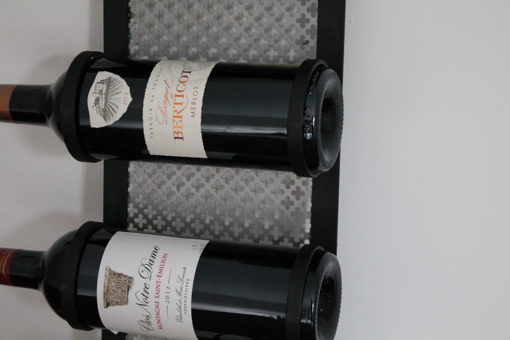Range bouteilles métal, création artisanale par Béarn Métal Design