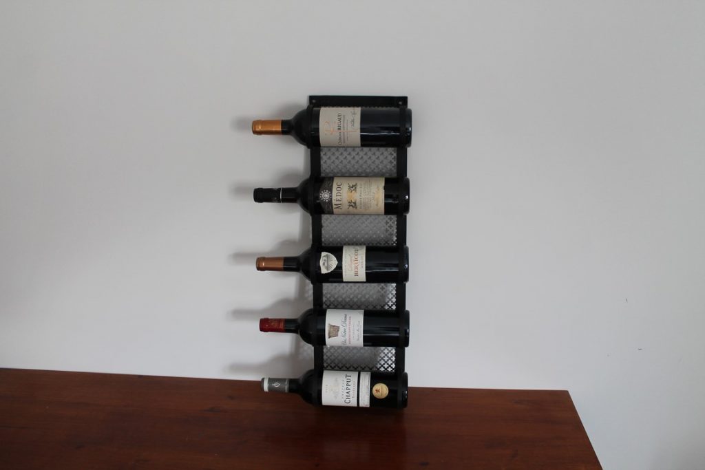 Range bouteilles métal, création artisanale par Béarn Métal Design
