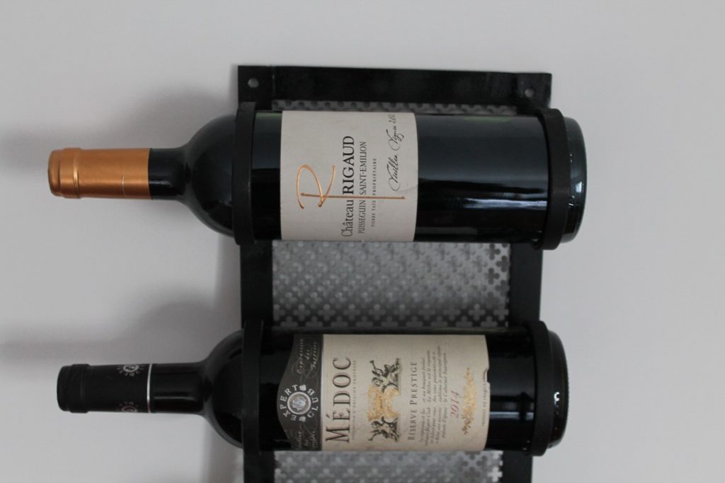 Range bouteilles métal, création artisanale par Béarn Métal Design