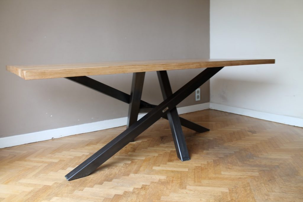 Table à manger pied mikado fin Béarn Métal Design