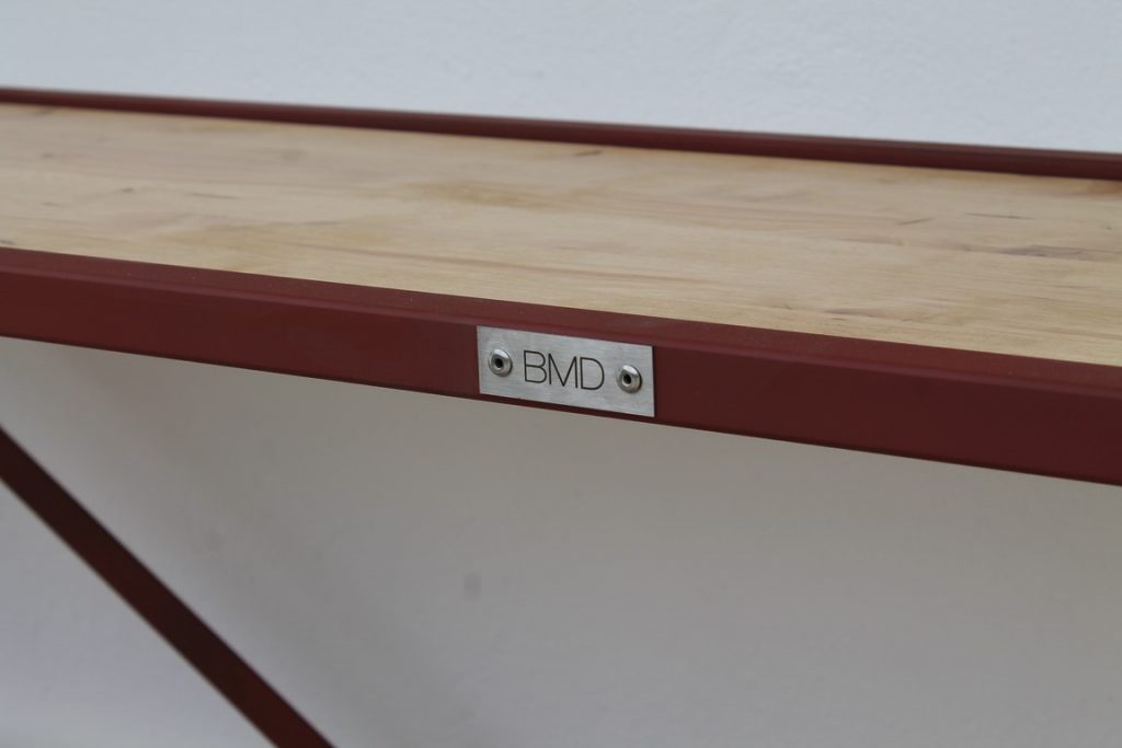 Bibliothèque bois/métal 4 niveaux peinture rouille par Béarn Métal Design