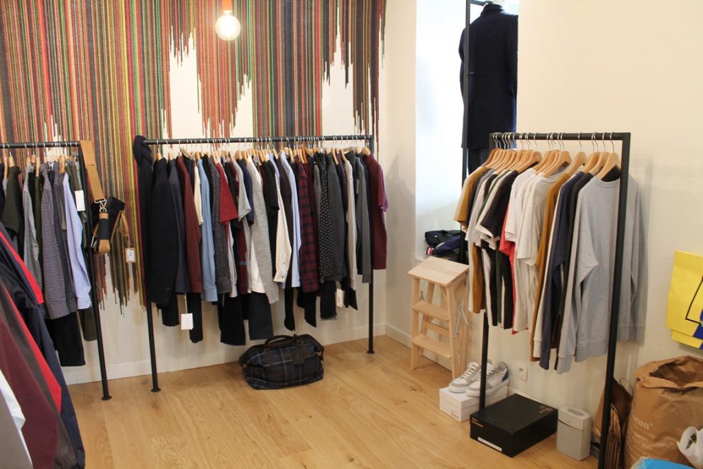 Portants métalliques boutique design Béarn Métal Design