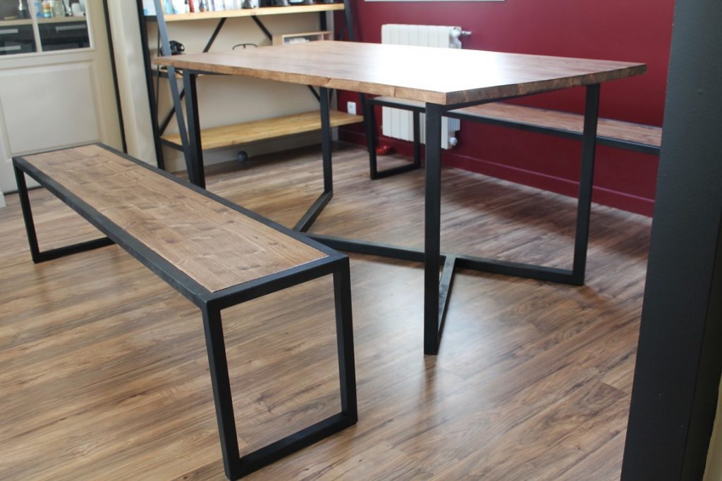 Table à manger avec bancs bois/métal Béarn Métal Design