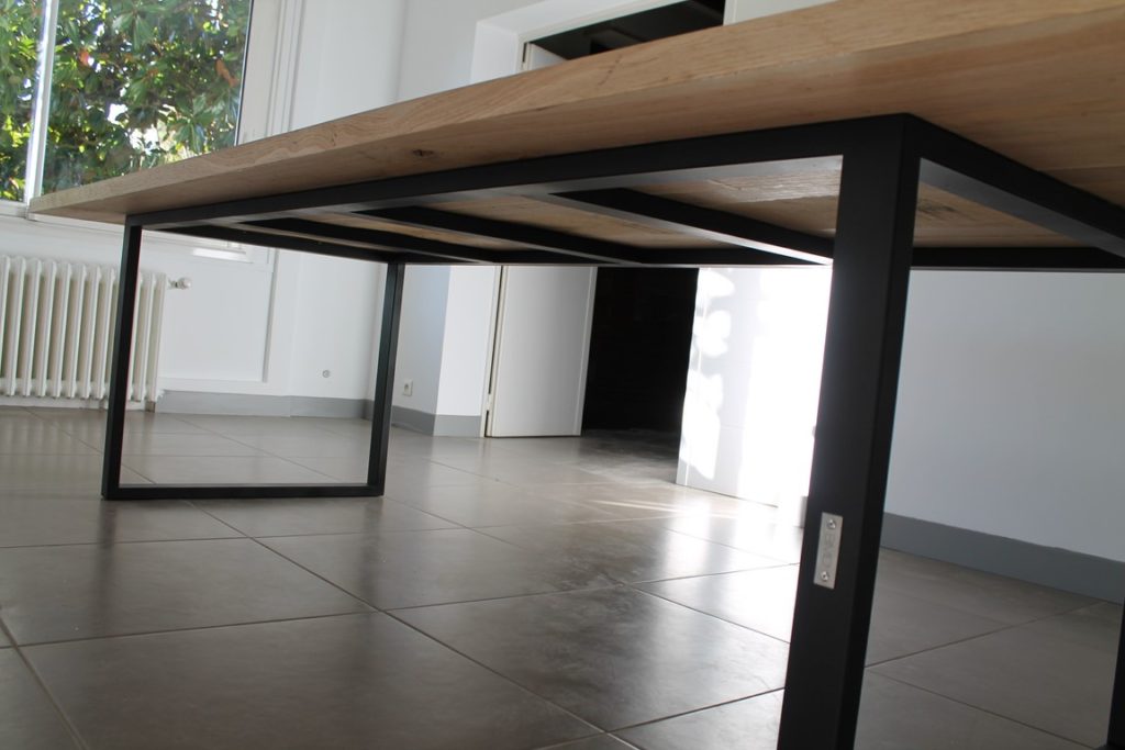 Table à manger bois/métal chêne clair Béarn Métal Design