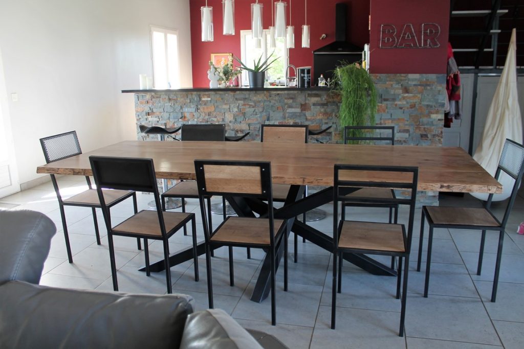 Ensemble table à manger et chaises bois/métal Béarn Métal Design