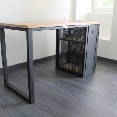Bureau bois/métal, tôle perforée pour tour ordinateur Béarn Métal Design