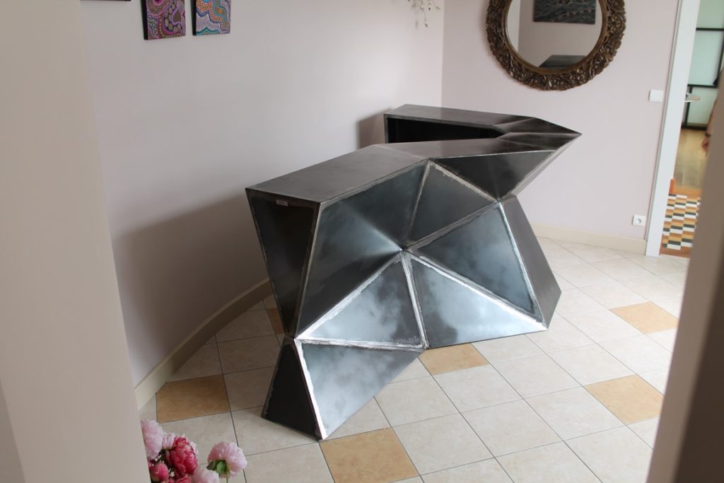 Bar sur mesure en tôle pleine, effet soudé Béarn Métal Design