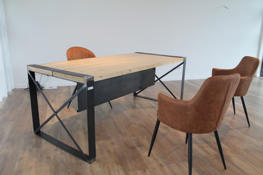 Table bureau bois/métal, finition moderne Béarn Métal Design