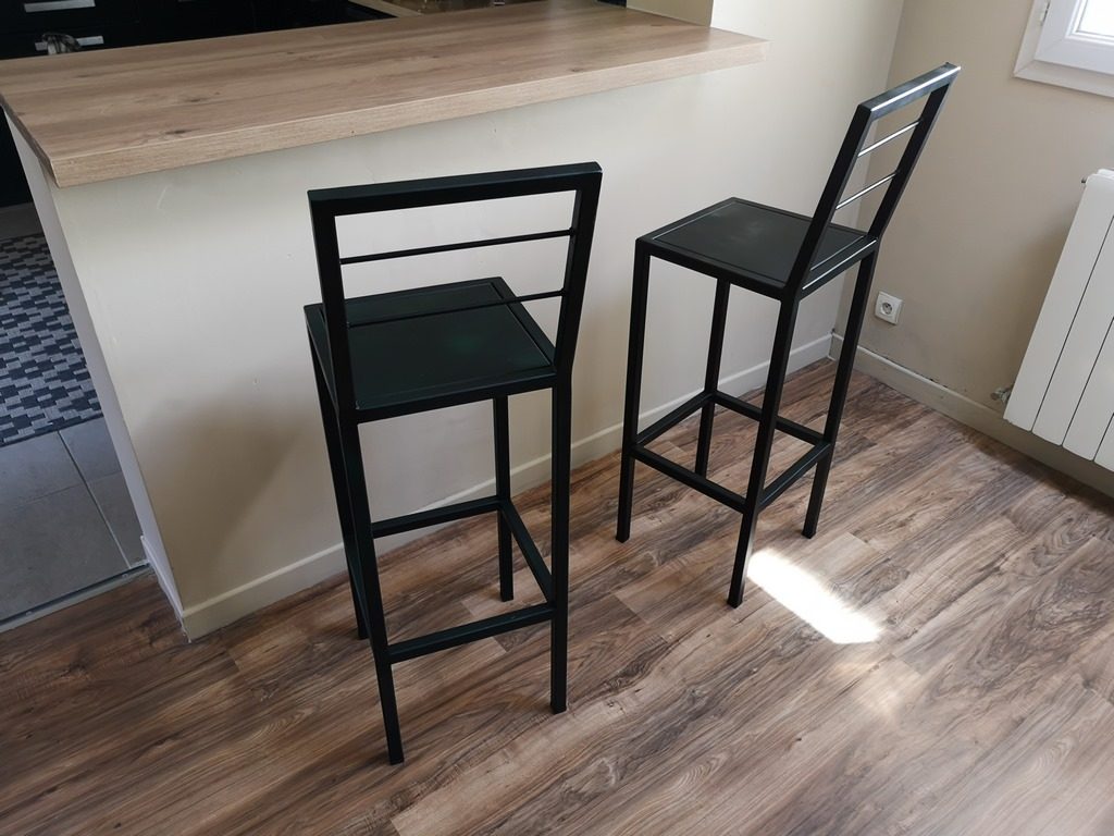 Tabouret bar full métal avec dossier, création sur mesure Béarn Métal Design