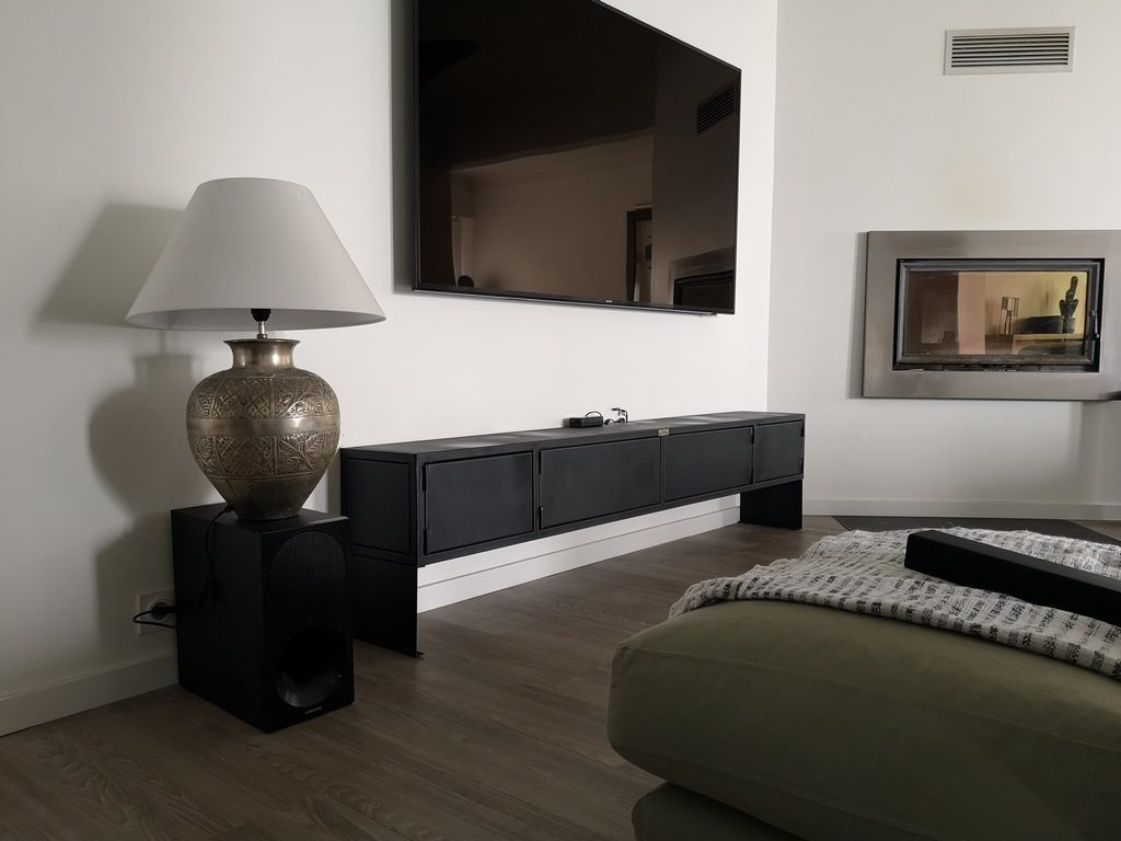 Meuble tv design full métal noir mat Béarn Métal Design