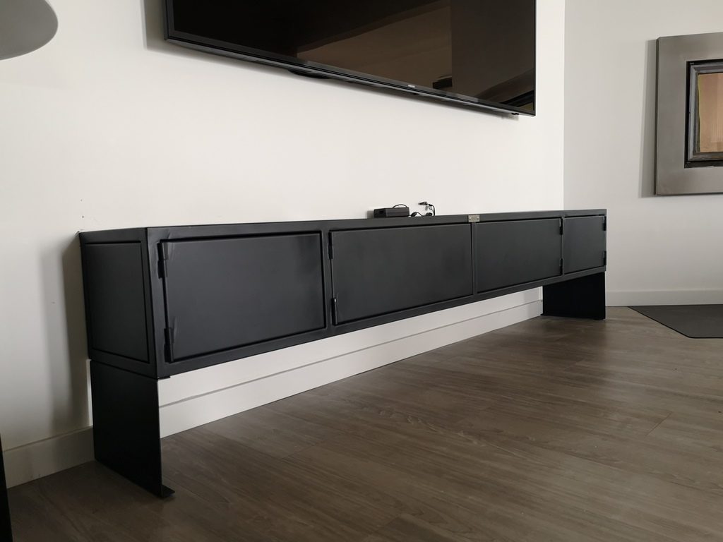 Meuble tv design full métal noir mat Béarn Métal Design