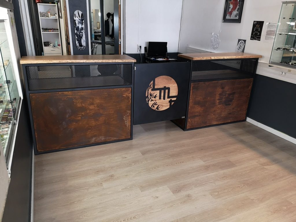 Comptoir sur mesure métal/bois, peinture rouille Béarn Métal Design