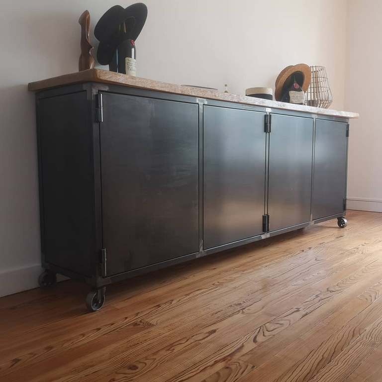 Buffet bois/métal finition brute par Béarn Métal Design