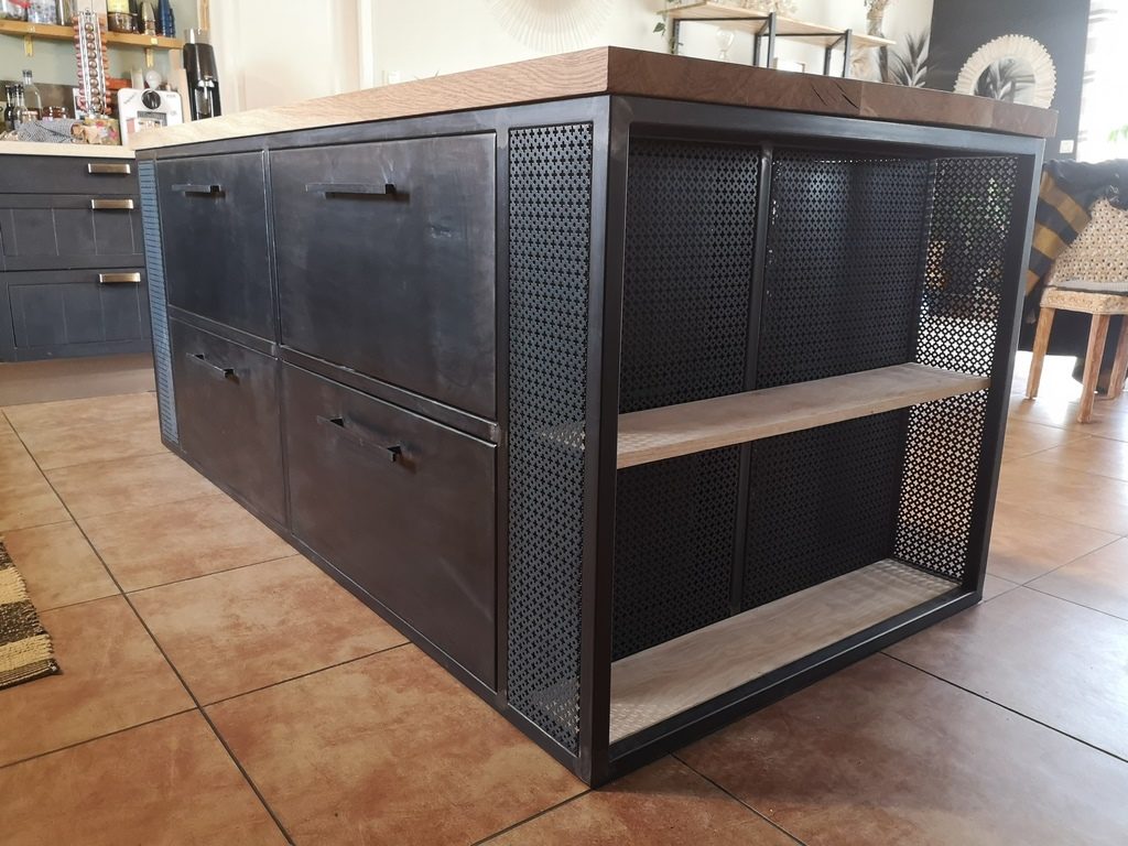 îlot de cuisine bois/métal sur mesure par Béarn Métal Design
