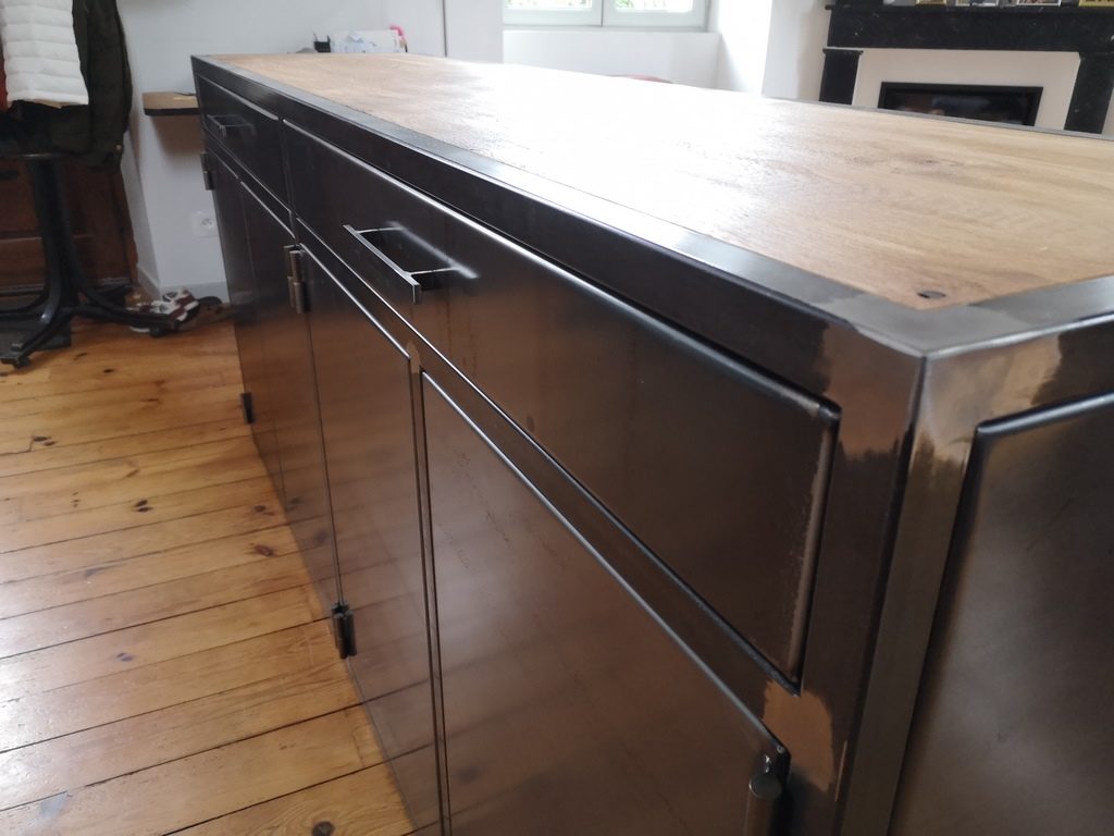 îlot de cuisine bois/métal sur mesure par Béarn Métal Design