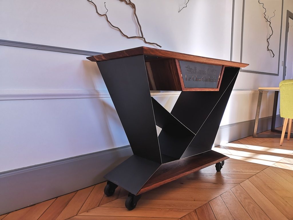 Chariot à fromage industriel bois/métal par Béarn Métal Design