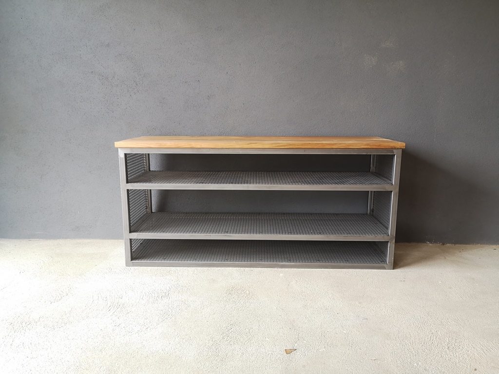 Meuble TV rangement ouvert métal et plateau bois style industriel par Béarn Métal Design