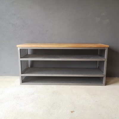 Meuble TV rangement ouvert métal et plateau bois style industriel par Béarn Métal Design