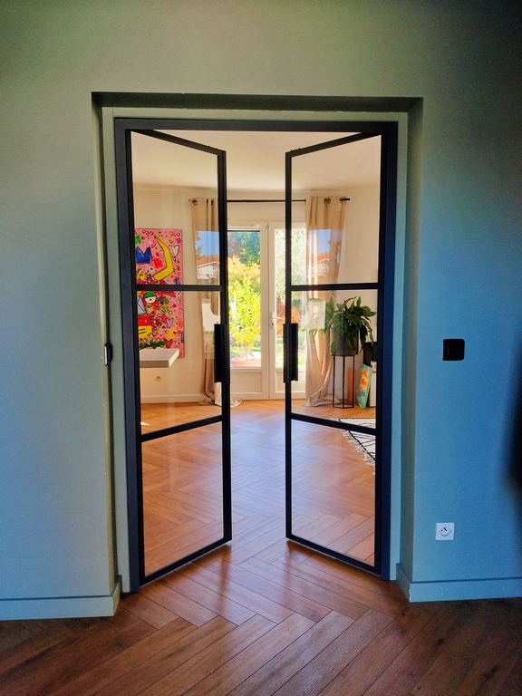Portes verrières sur mesure par Béarn Métal Design