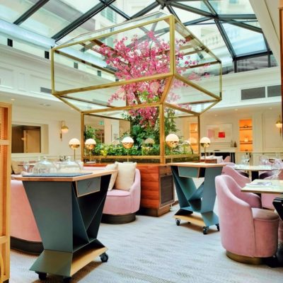 Aménagement intérieur d'un restaurant par Béarn Métal Design